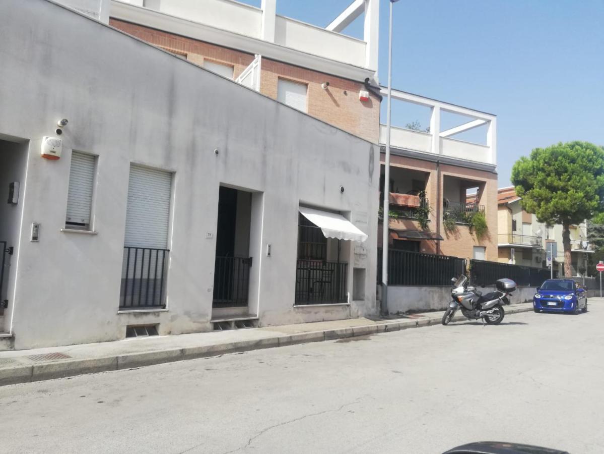 Sun And Sand Civitanova Marche Exterior foto